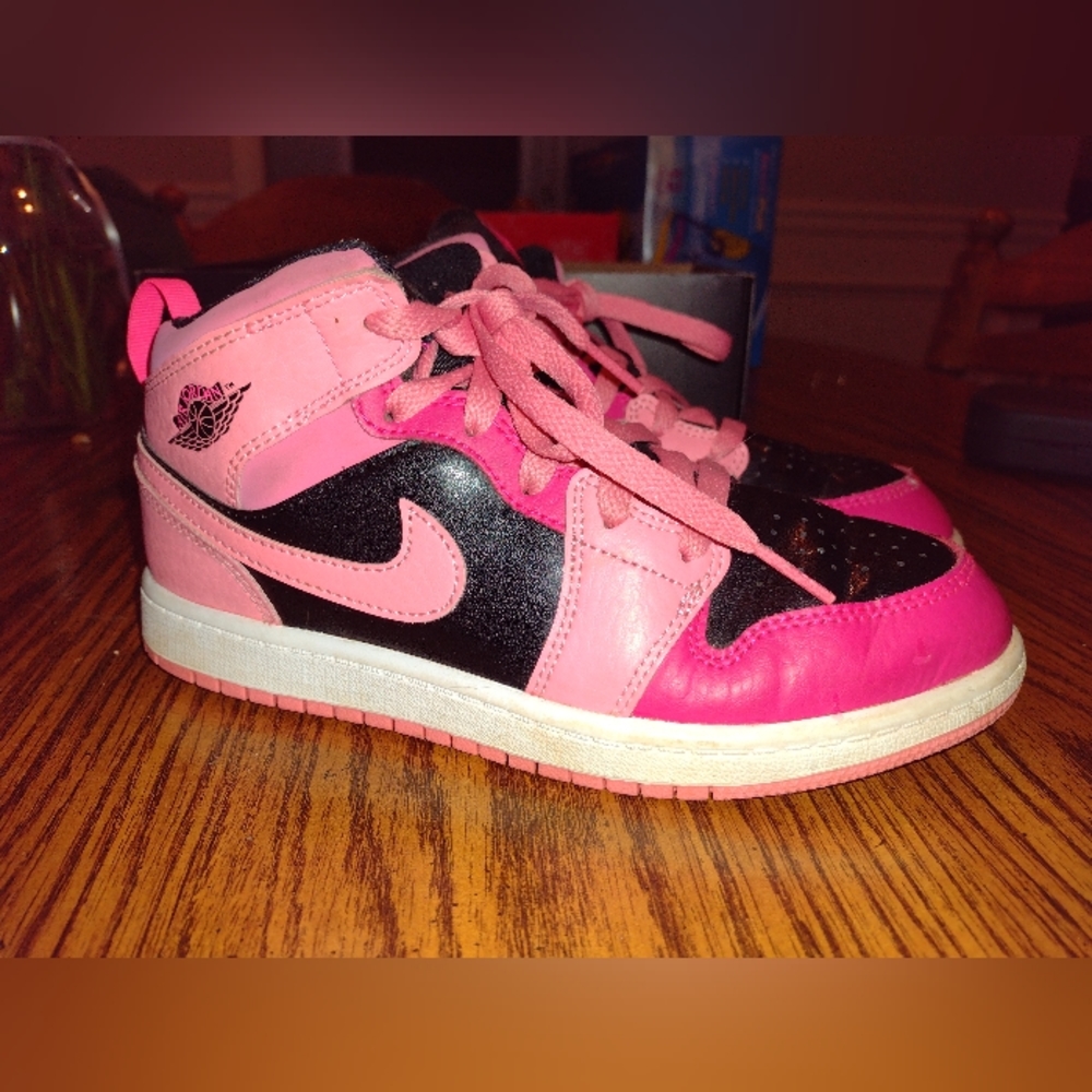 Air Jordan 1 PS Mid Youth